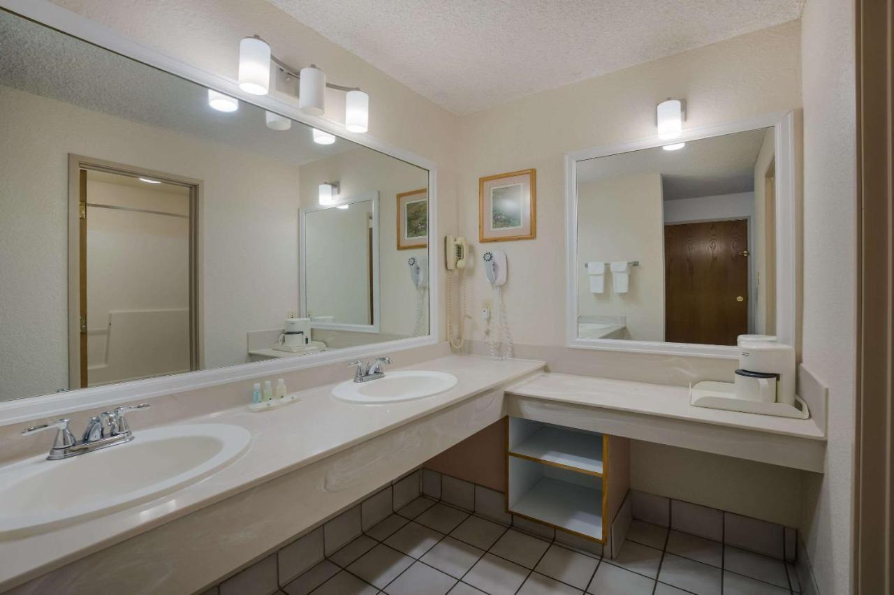 Suburban Studios Canon City Kültér fotó